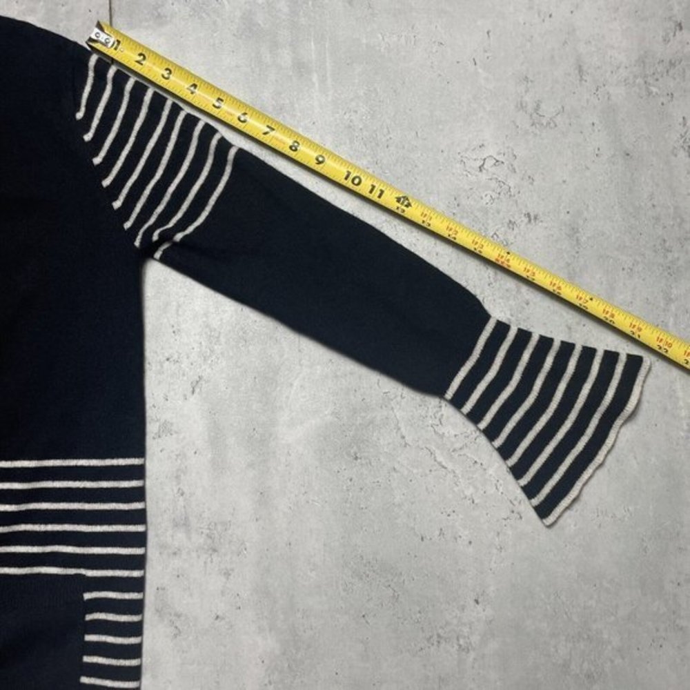 InCashmere Poncho Ruana Womens Sz S Sweater Wrap Black Striped 100% Cashmere - Picture 7 of 9